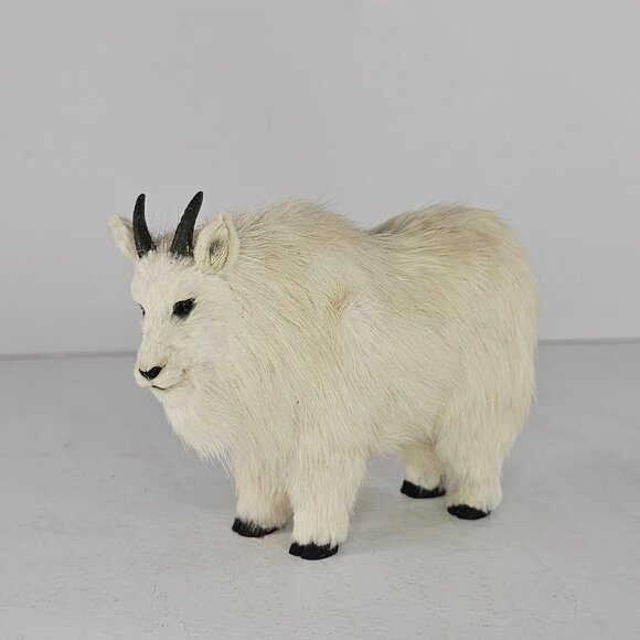 Realistic Mountain Goat Figurine Rabbit Fur - Picture 2 of 8